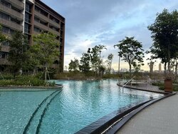 Pasir Ris Drive 8 (D18), Condominium #457437351